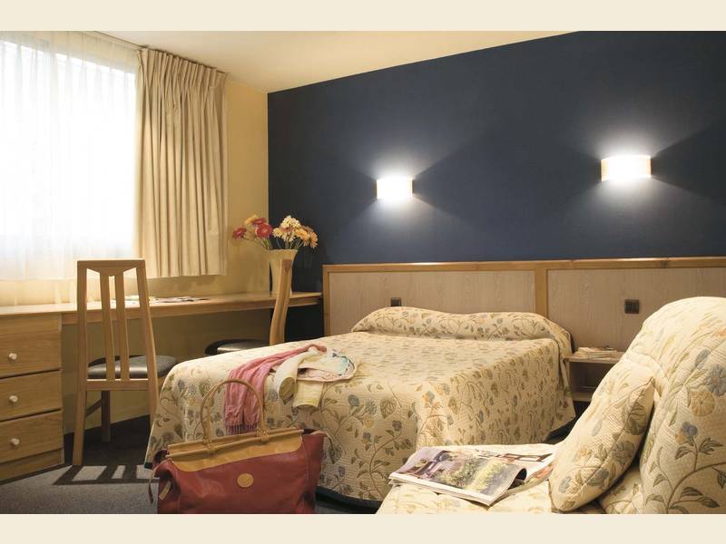 Hotel Du Commerce Spa Saint Gaudens Zewnętrze zdjęcie
