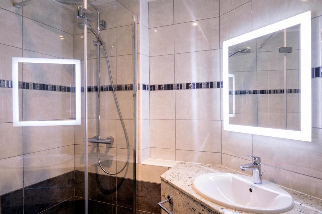 Hotel Du Commerce Spa Saint Gaudens Zewnętrze zdjęcie